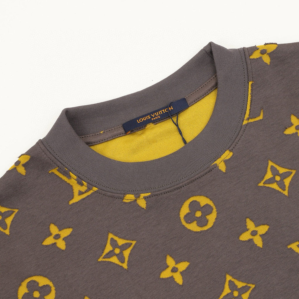 Louis Vuitton LV Mountain Velvet Jacquard T-Shirt - product image 3