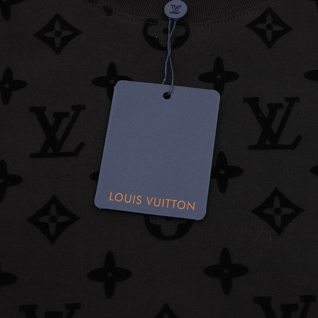 Louis Vuitton LV Mountain Velvet Jacquard T-Shirt - product image 4