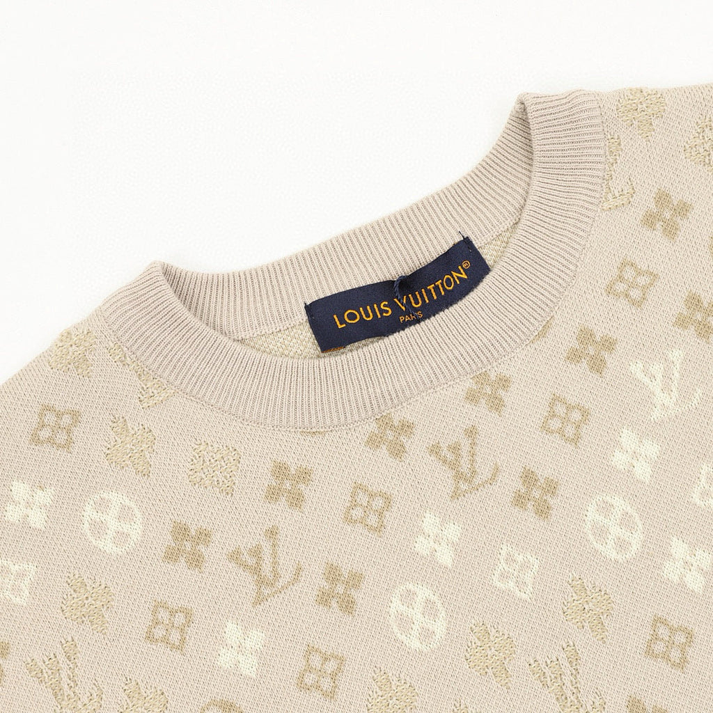 Louis Vuitton LV Mountain Velvet Jacquard T-Shirt - product image 3