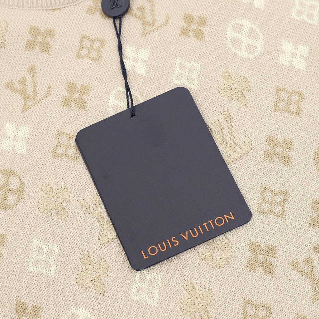 Louis Vuitton LV Mountain Velvet Jacquard T-Shirt - product image 4