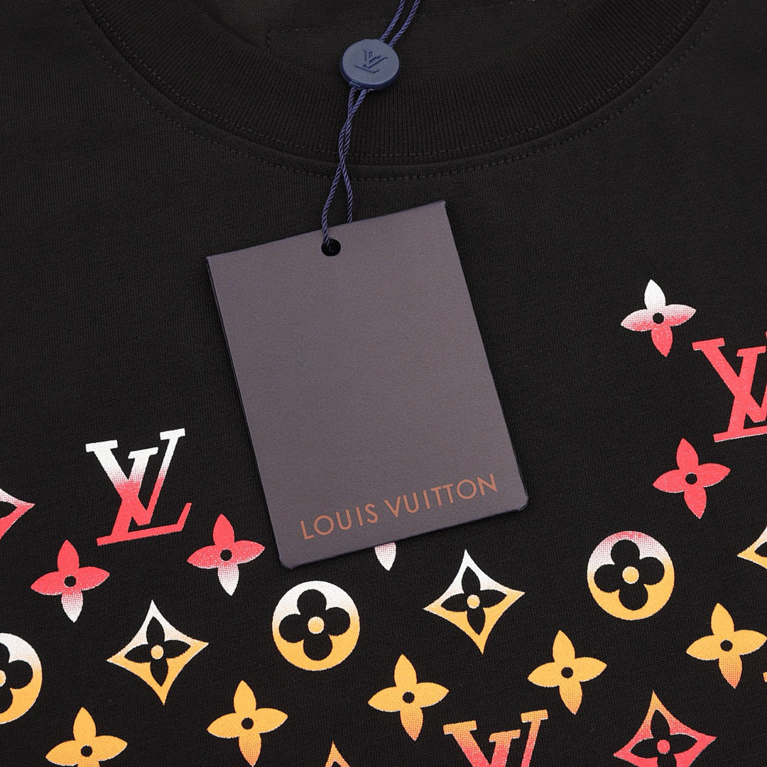 Louis Vuitton LV Circle Supima Cotton T-Shirt - product image 5