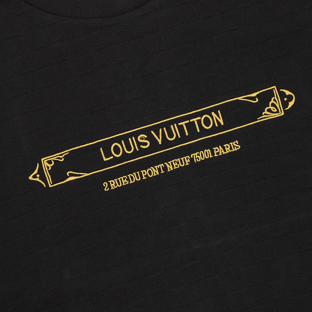 Louis Vuitton LV Circle Supima Cotton T-Shirt - product image 4