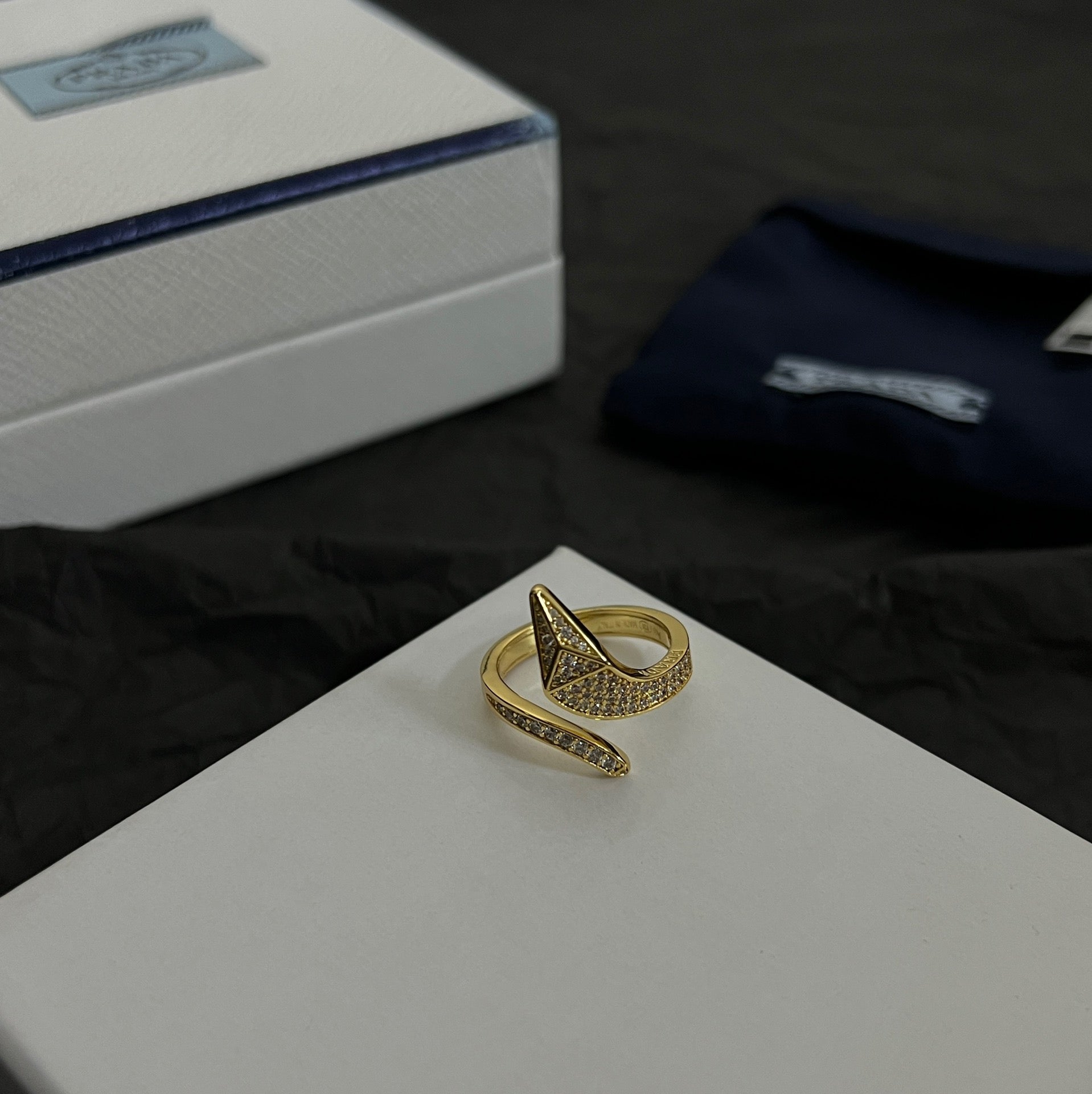 Eternal Snake 18K Gold Ring