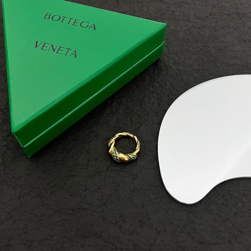 Bvlgari Green Crystals 18K Gold Ring