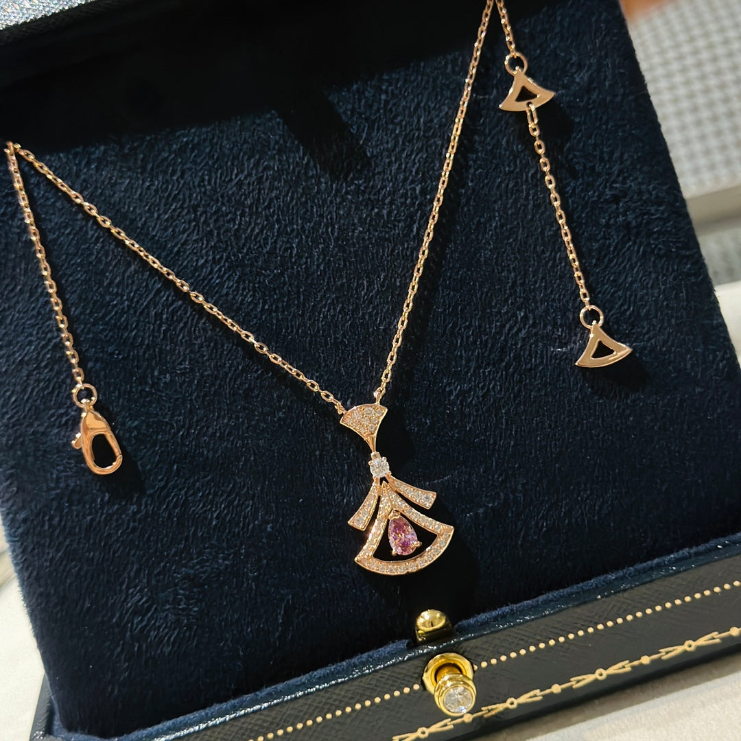 Bvlgari Dream Diamonds 18K Gold Necklace