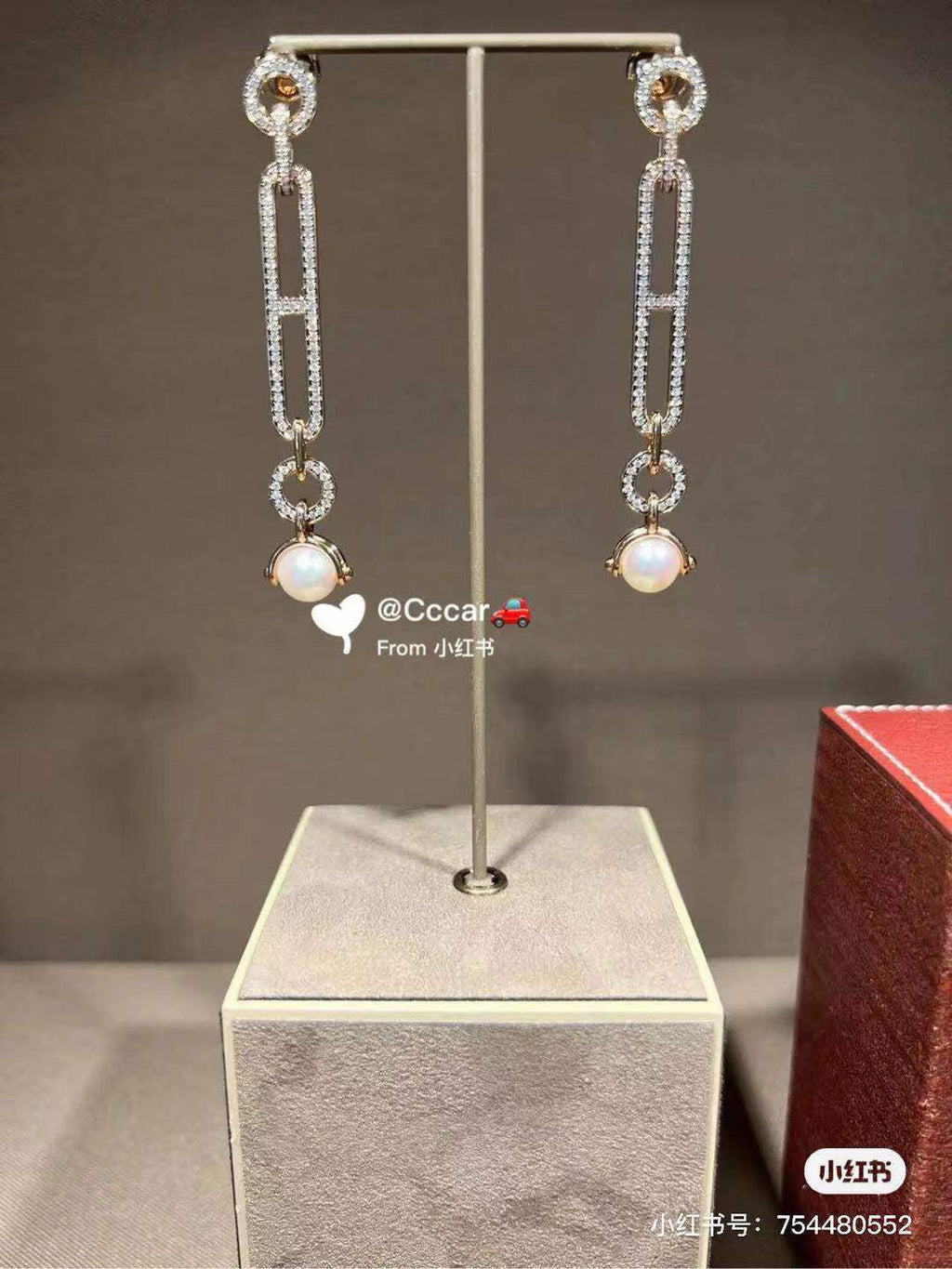 Chandra Diamonds 18K Gold Earrings