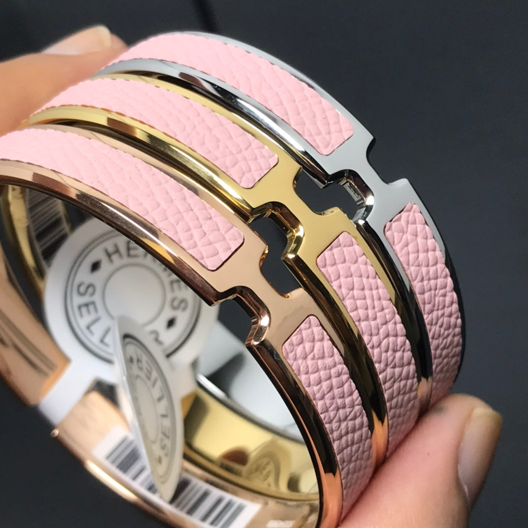Hermes Olympe Light Pink 18K Gold Bracelet