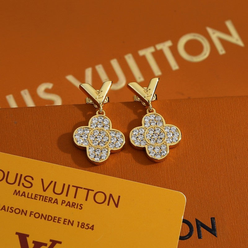 Louis Vuitton Diamond Flower 18K Gold Earrings