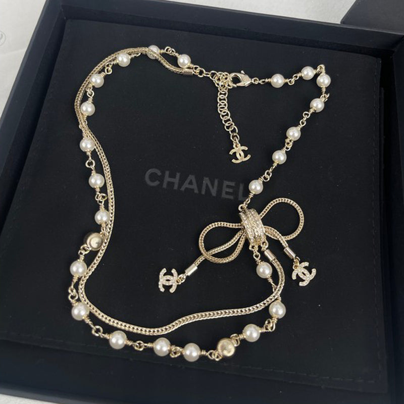 Chanel Bow Tie Pearl 18K Gold Necklace