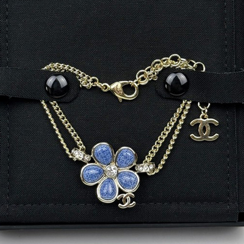 Chanel 26C Blue Flower Diamond 18K Gold Bracelet