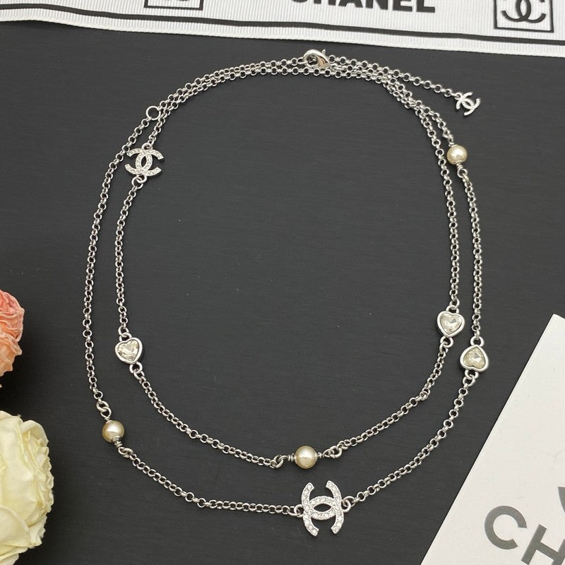 Chanel Long Gold 18K Gold Necklace