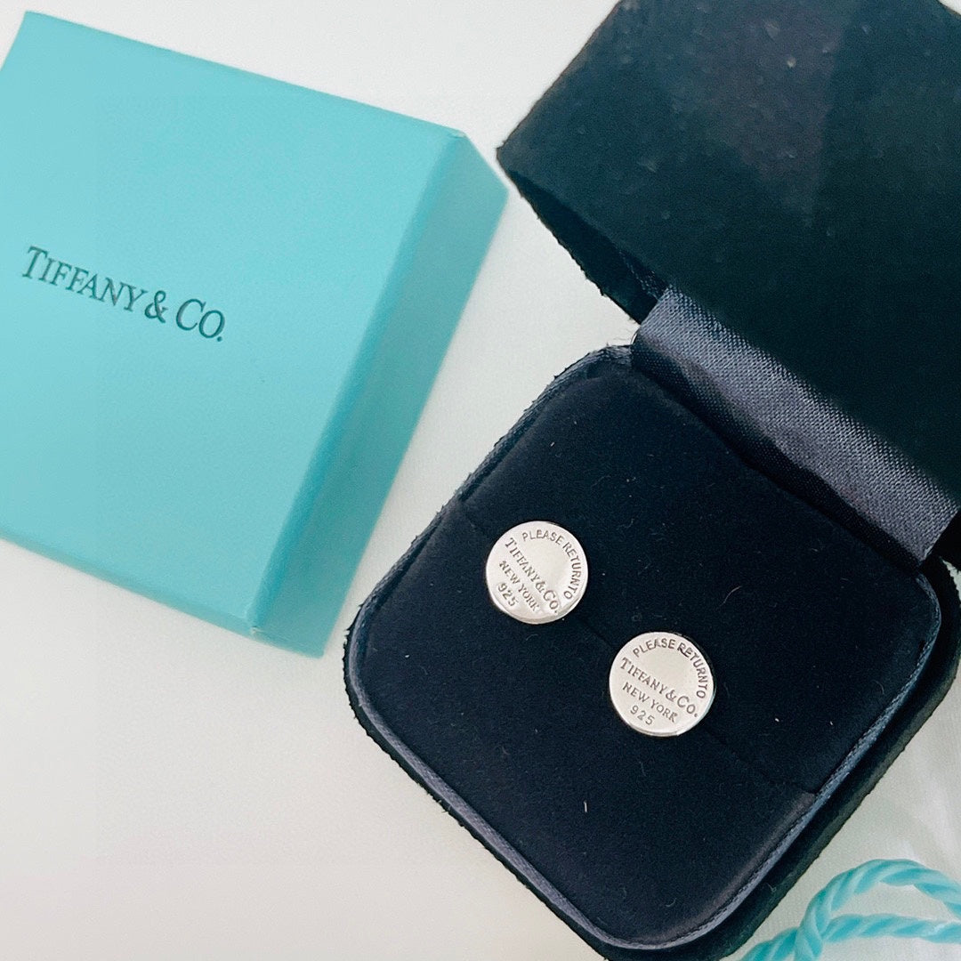 Tiffany Return to Circle Stud 18K Gold Earrings