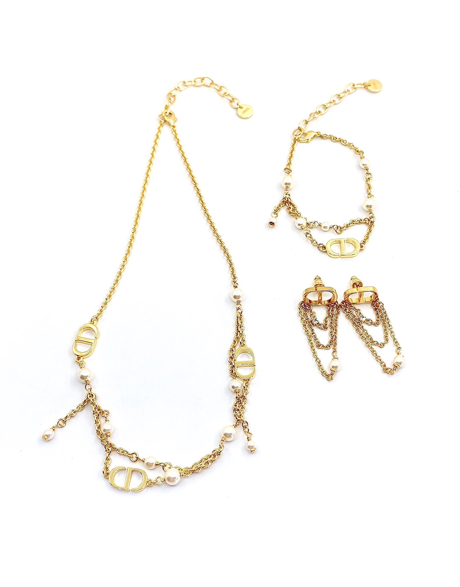 Dior Pearl 18K Gold Necklace