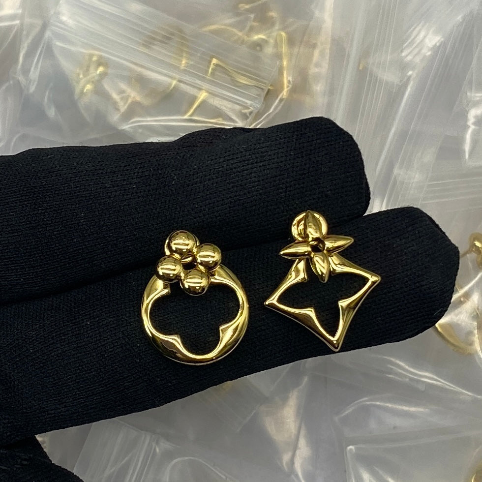 Louis Vuitton Flower Gram 18K Gold Earrings