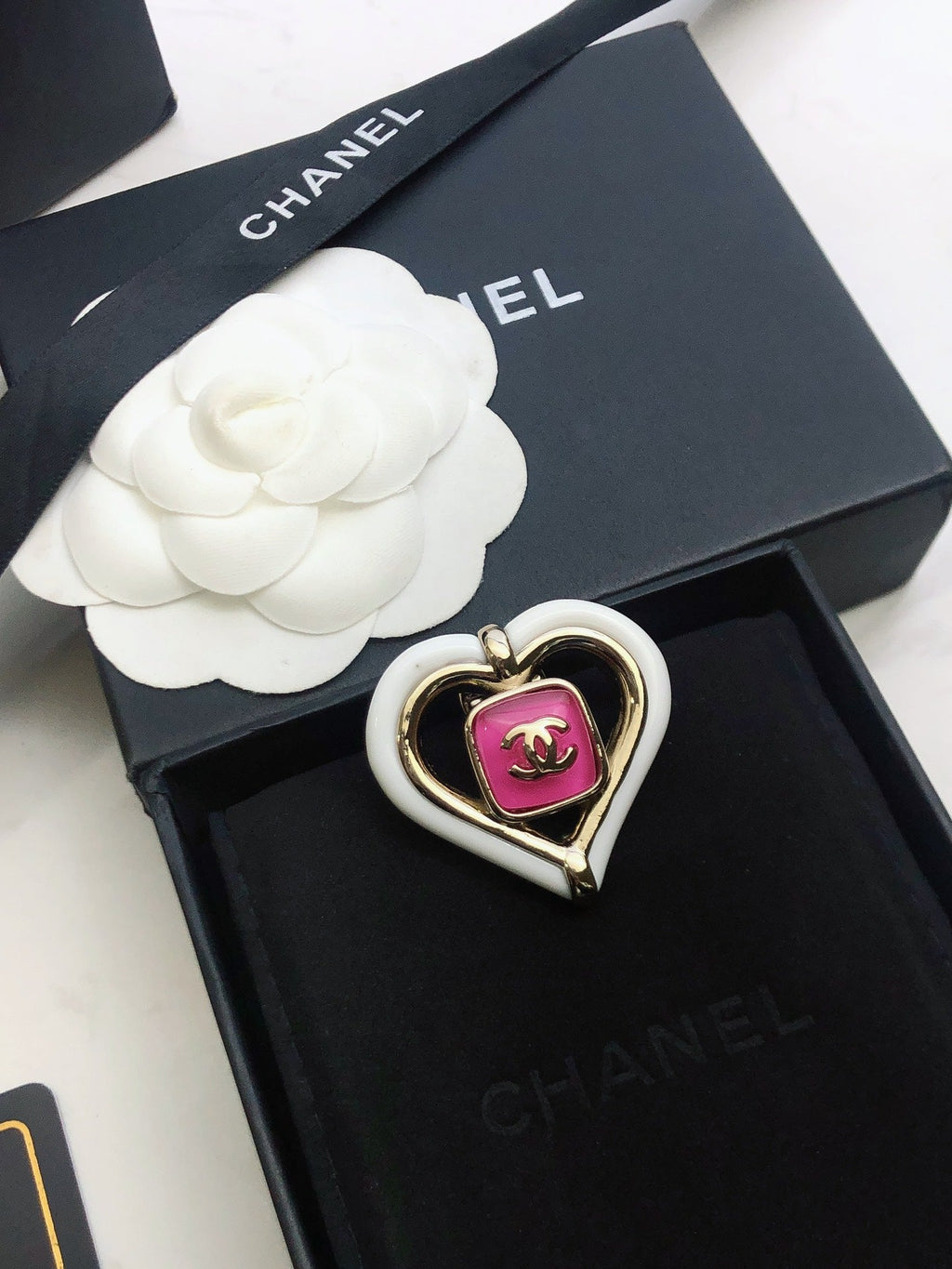 Chanel Heart 18K Gold Brooch