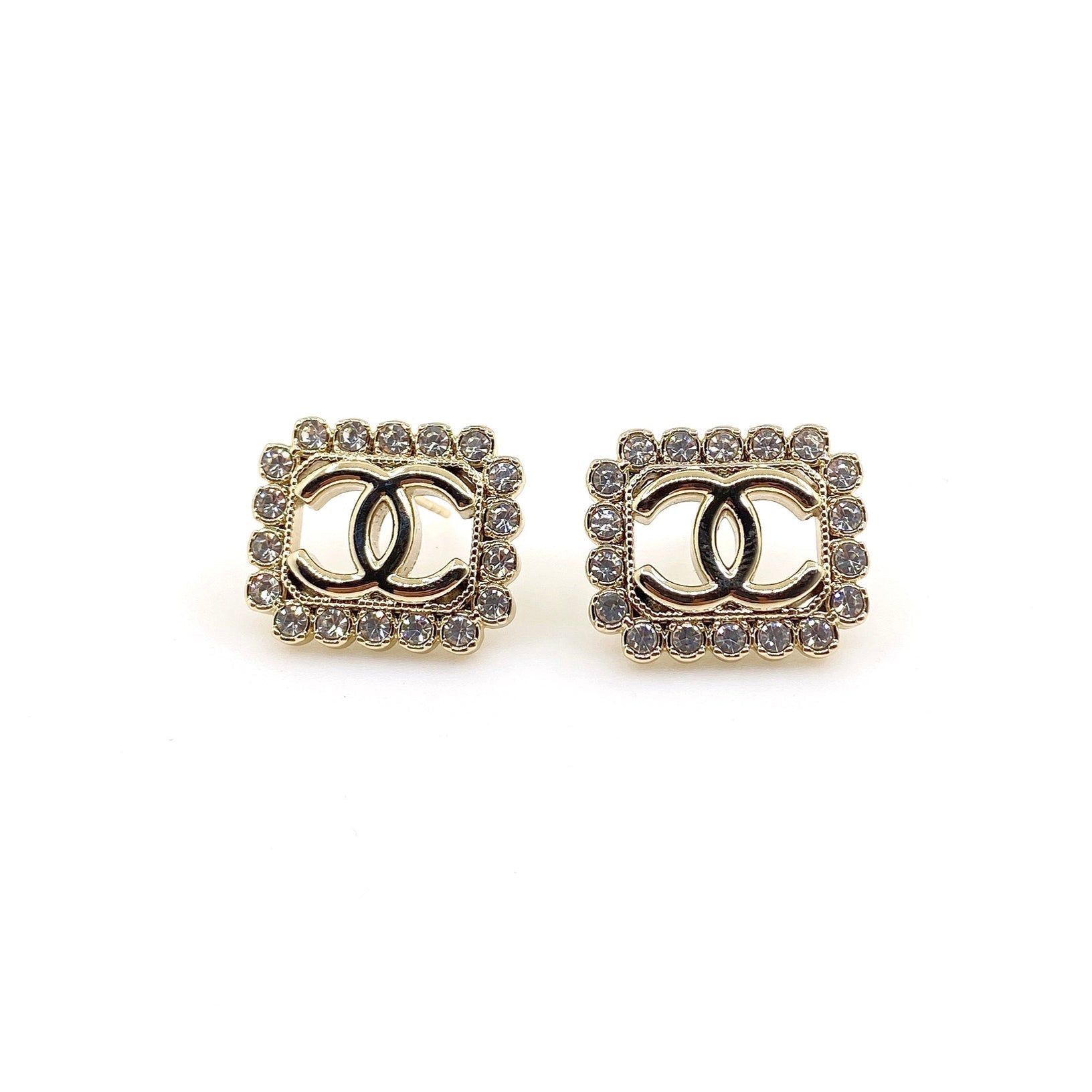 Chanel Square Pearls 18K Gold Earrings