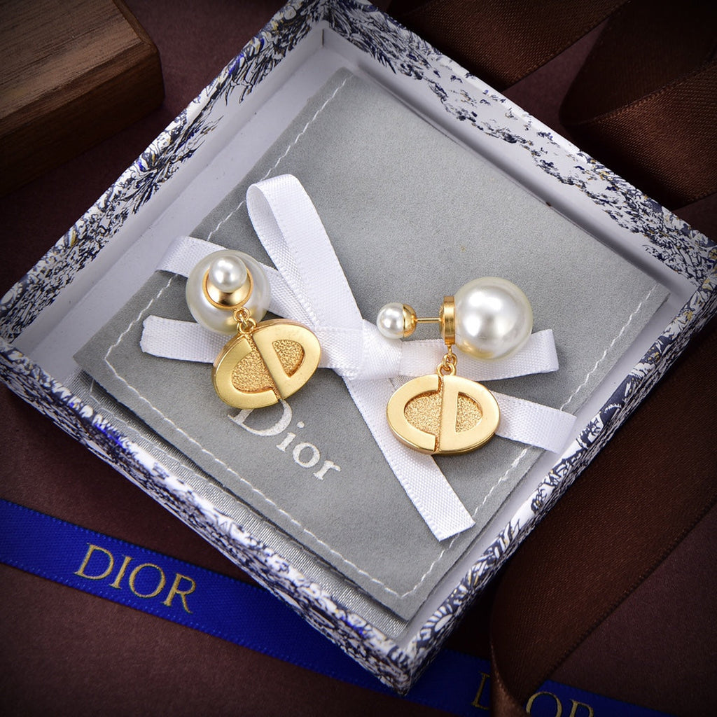 Dior Tribales Pearls 18K Gold Earrings
