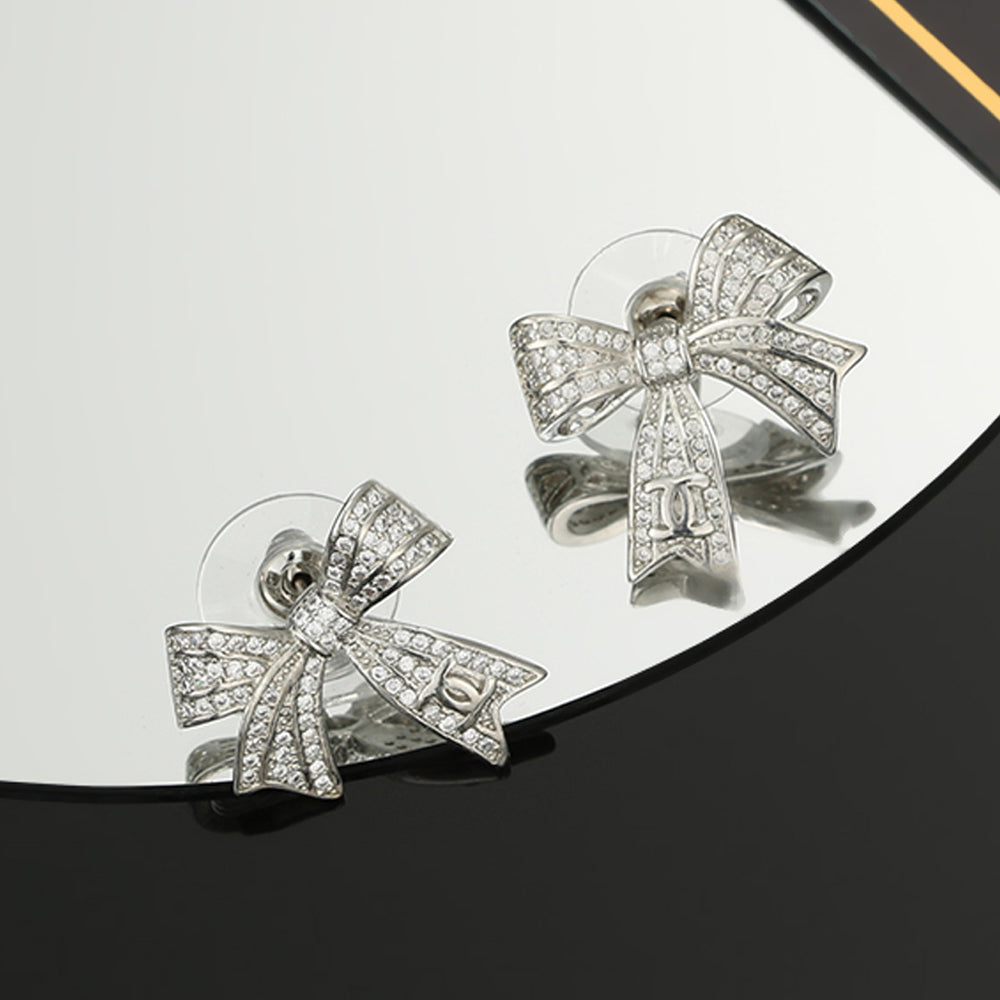 Chanel Bow Tie Diamond 18K Gold Earrings