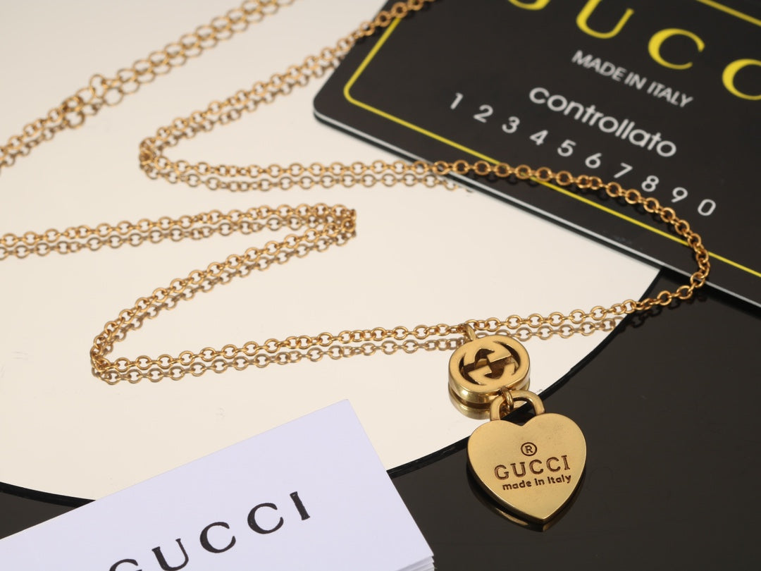 Gucci Double Heart Pendant 18K Gold Necklace