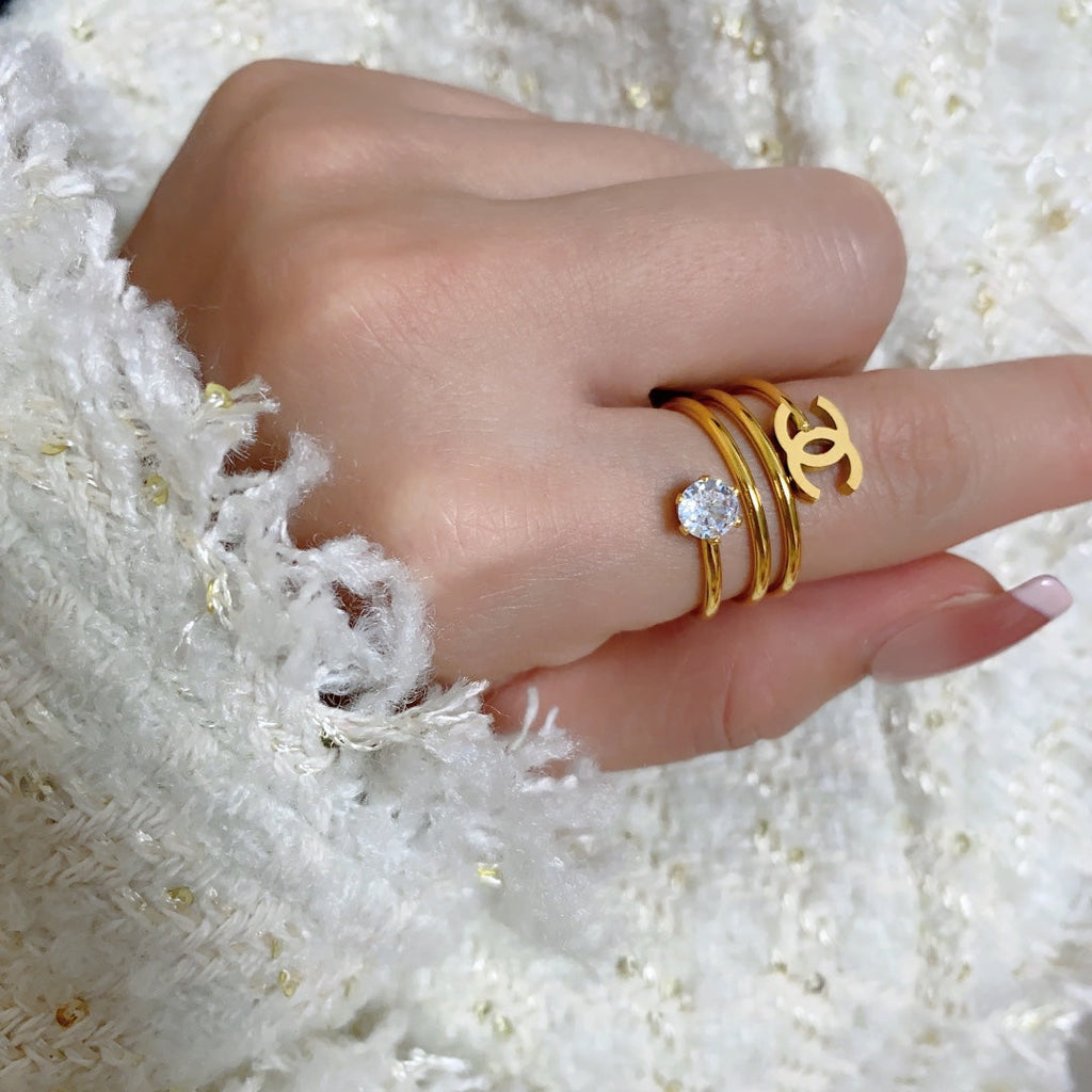 Chanel Vintage Pearl 18K Gold Ring