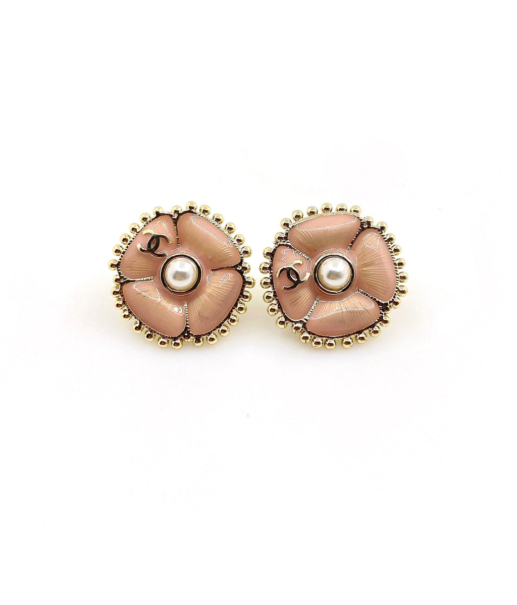 Chanel Pink Pearl 18K Gold Earrings