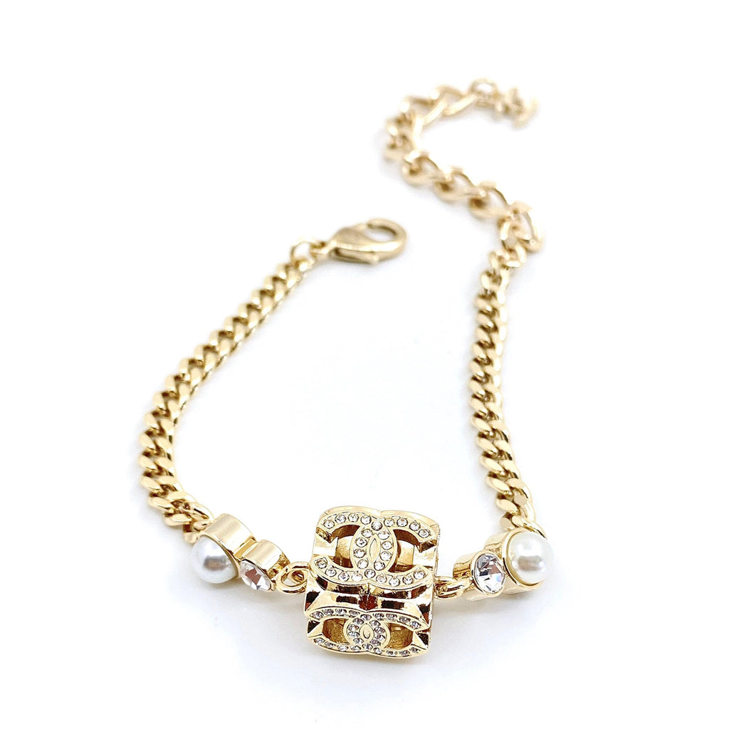 Chanel Square Pearl Chain 18K Gold Necklace