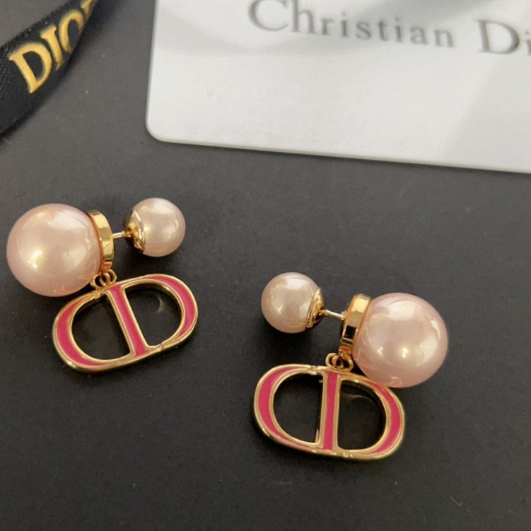 Dior 30 Montaigne Rani Pink Pearls 18K Gold Earrings