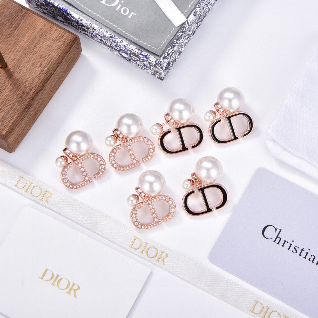 Dior 30 Montaigne 18K Gold Earrings