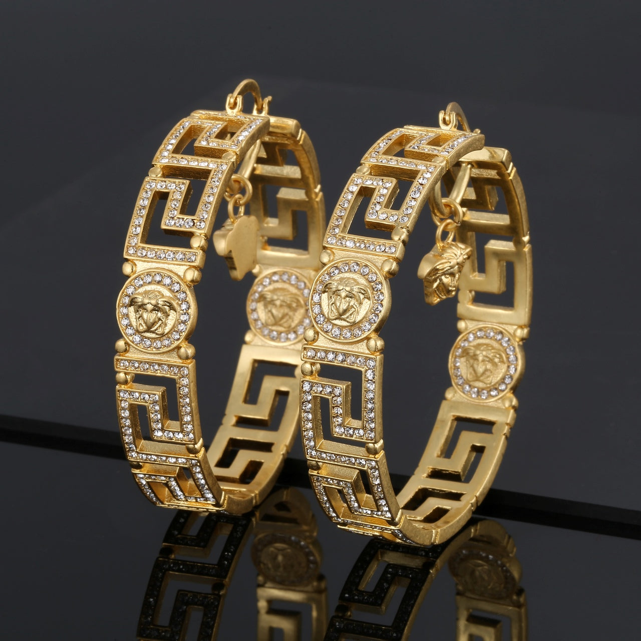 Ver Round Crystals 18K Gold Earrings