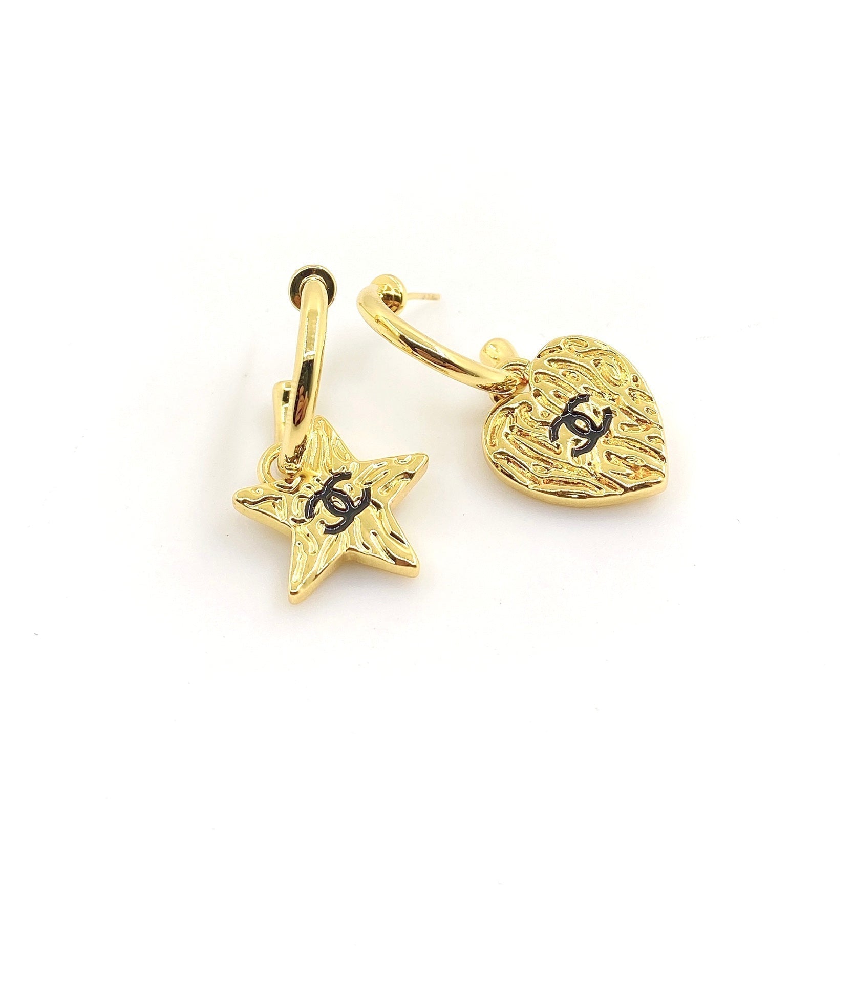 Chanel Heart Star 18K Gold Earrings