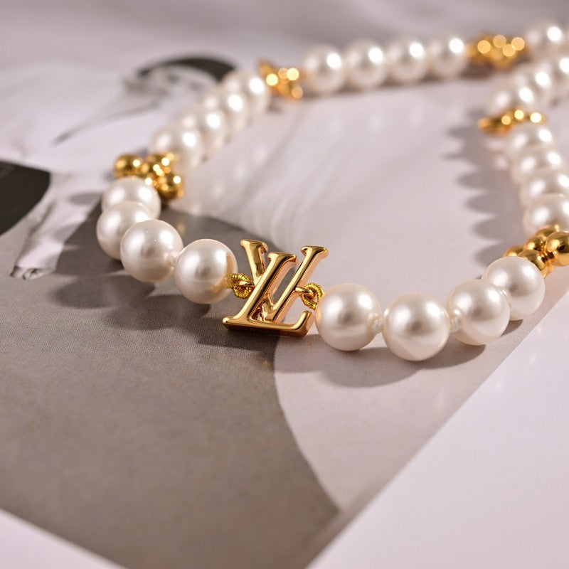 Louis Vuitton My Pearl 18K Gold Necklace