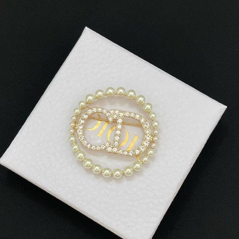 Dior Pearls 18K Gold Brooch