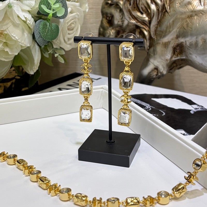 Chanel 26P Crystal Gold 18K Gold Earrings