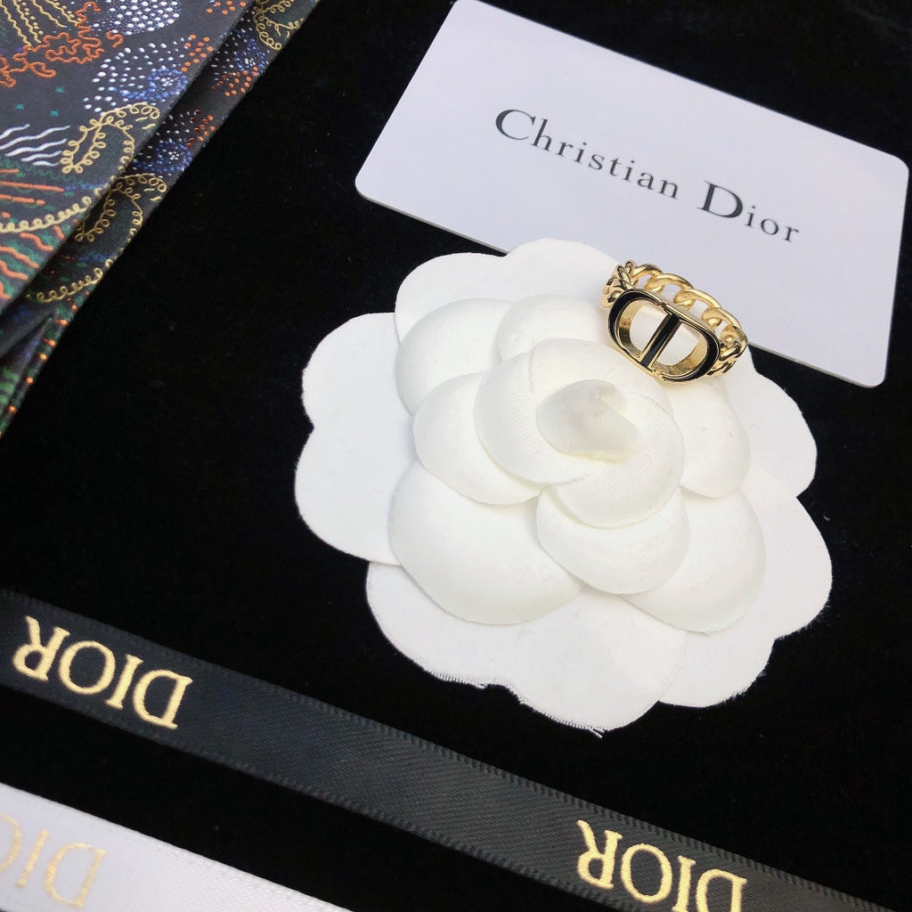 Dior Petit Chain Link 18K Gold Ring