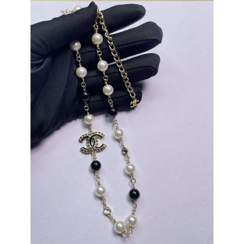 Chanel Black & White Pearls 18K Gold Necklace