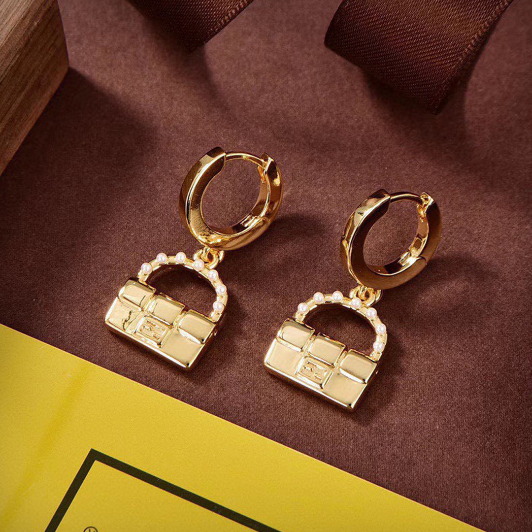 Bag Pendant Pearls 18K Gold Earrings
