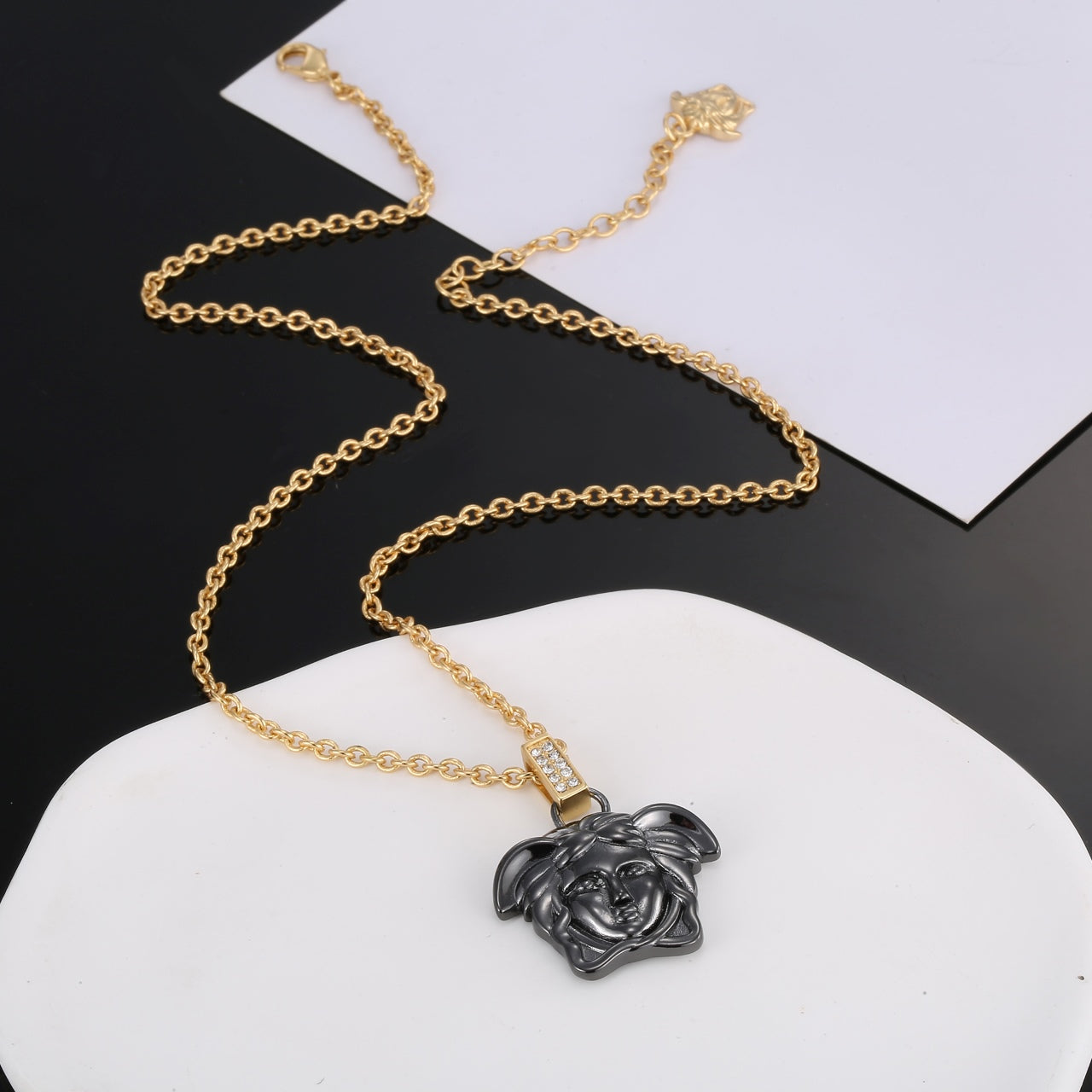 Ver Classic 18K Gold Necklace