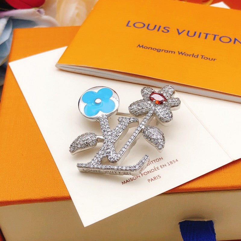 Louis Vuitton Blooming 18K Gold Brooch