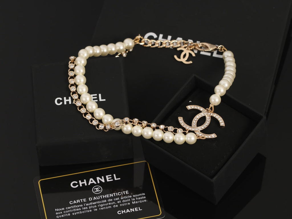 Chanel Pearls 18K Gold Necklace