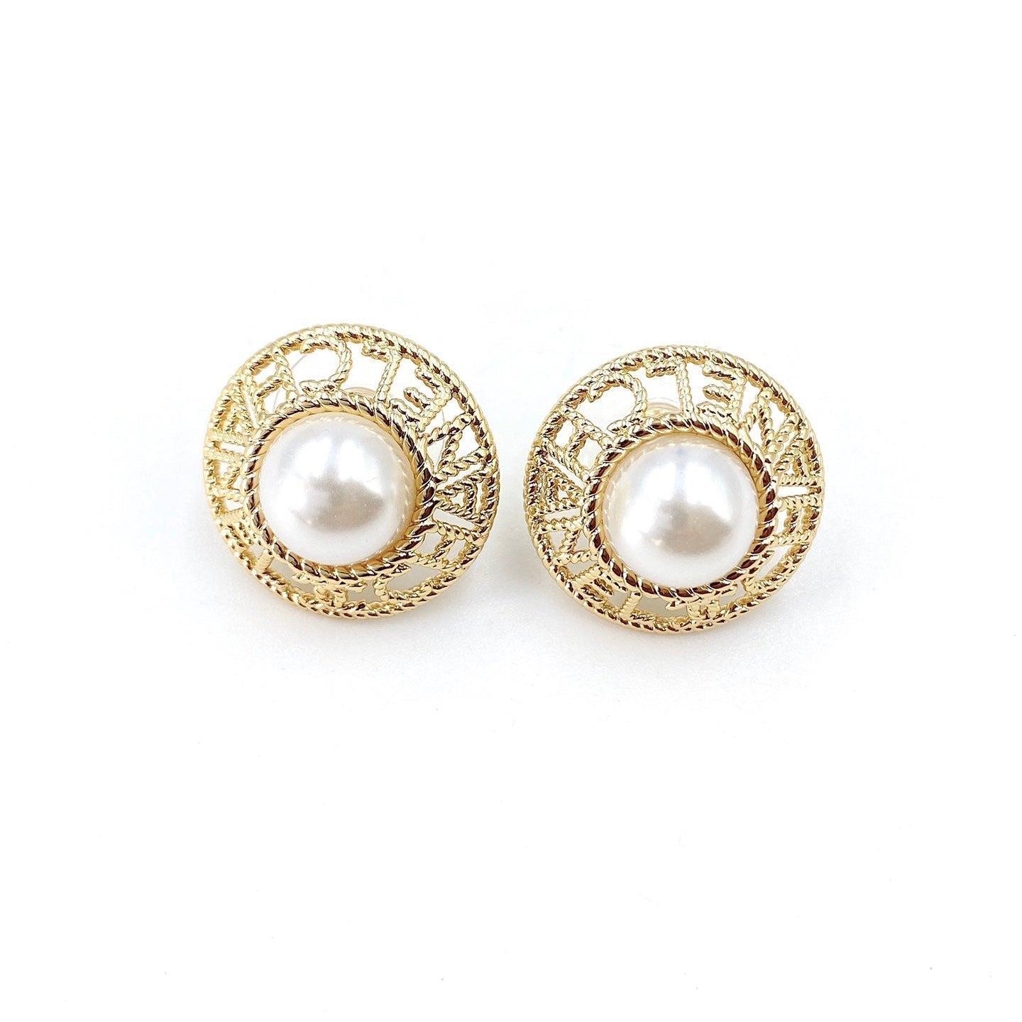 Chanel Pearl Round 18K Gold Earrings