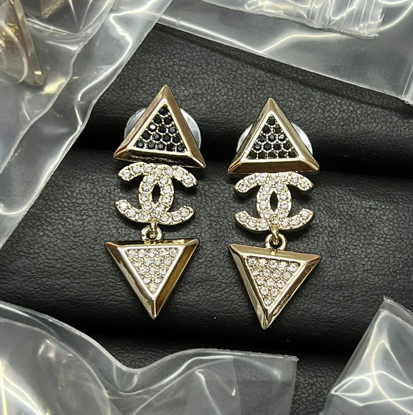 Chanel Triangle Diamonds 18K Gold Earrings