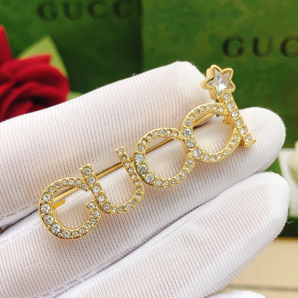 Gucci Double Diamonds 18K Gold Brooch
