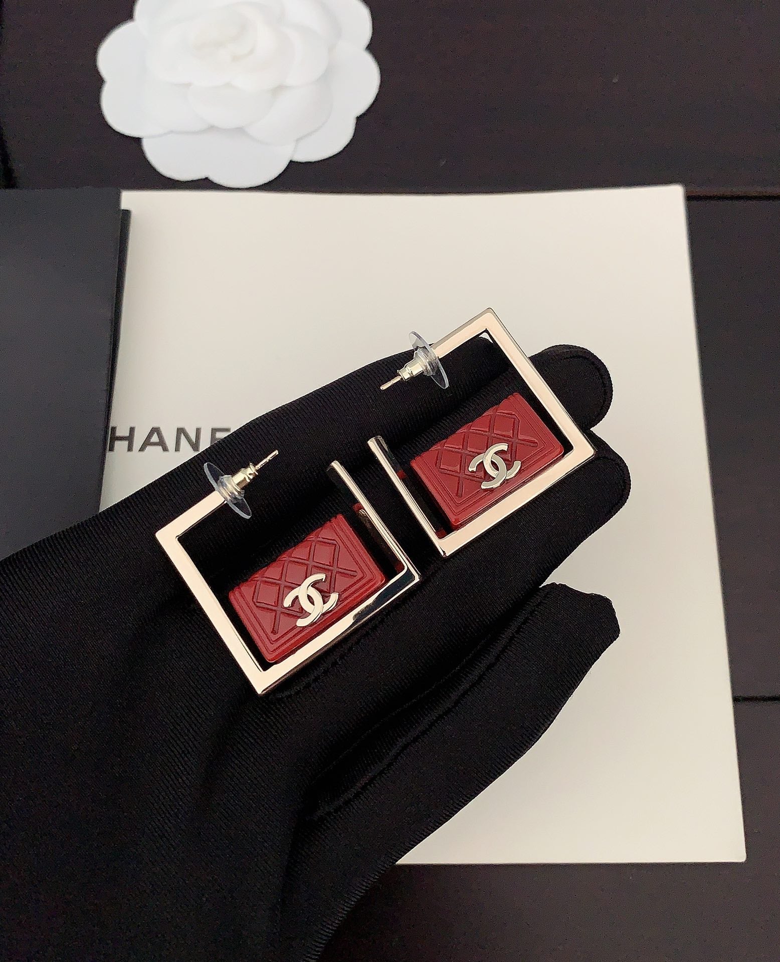 Red Bag Pendant 18K Gold Earrings