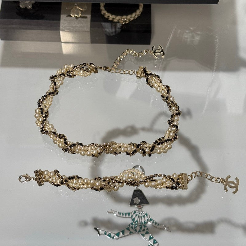 Chanel Pearl Leather Choker 18K Gold Necklace