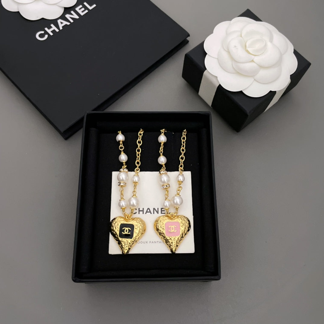 Chanel Pearls Chain 18K Gold Necklace