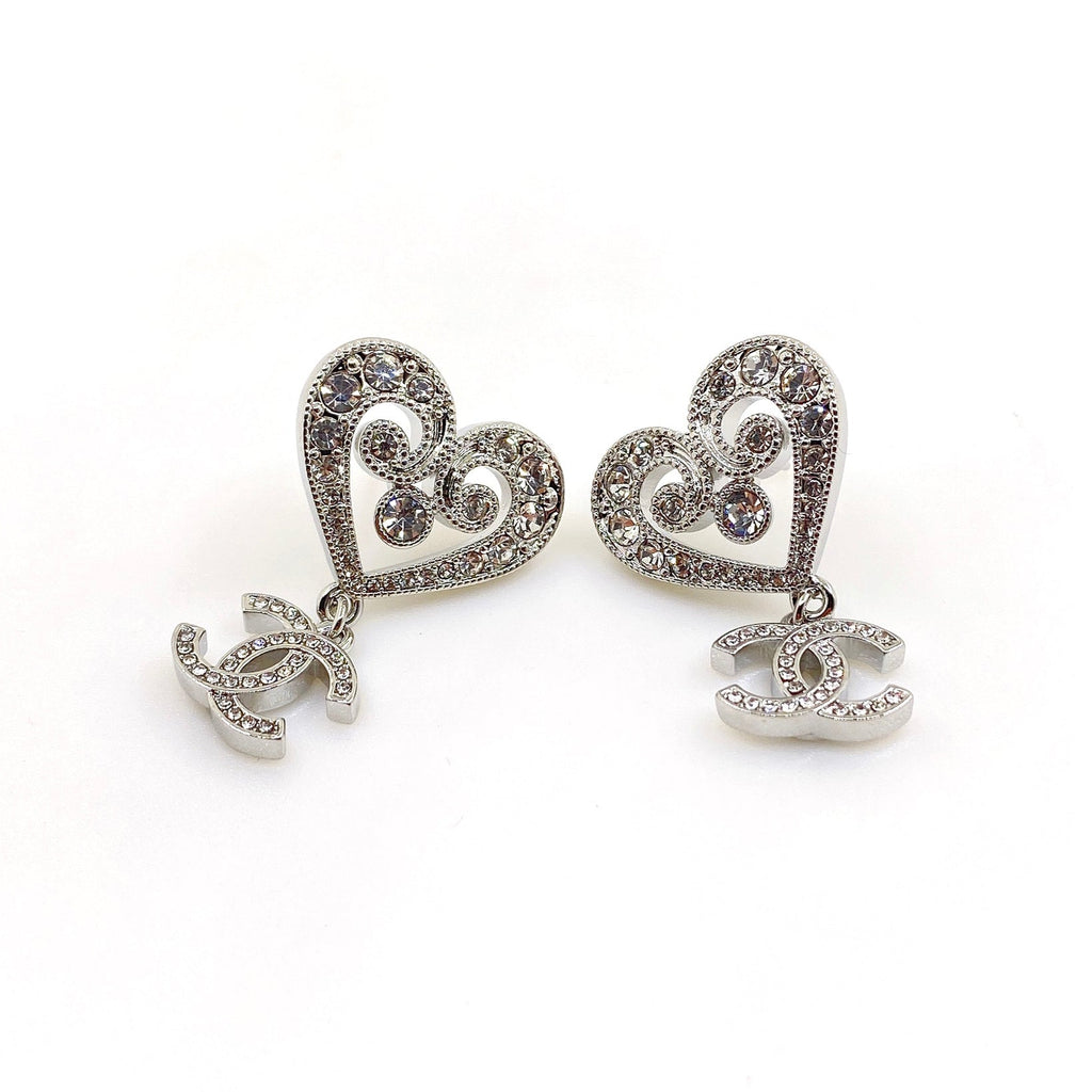 Chanel Heart Diamond 18K Gold Earrings