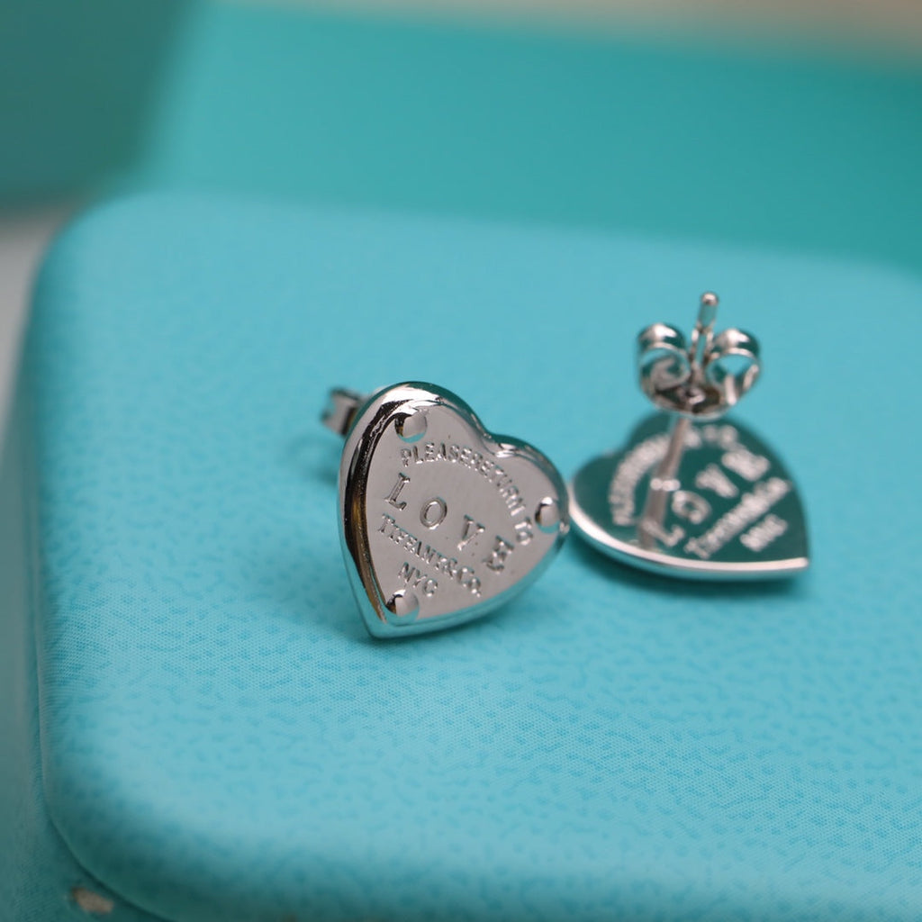 Tiffany Return to Love 18K Gold Earrings