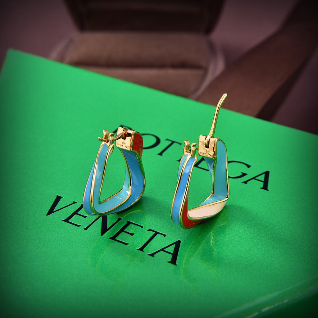 Bvlgari Twisted-triangle Hoop 18K Gold Earrings