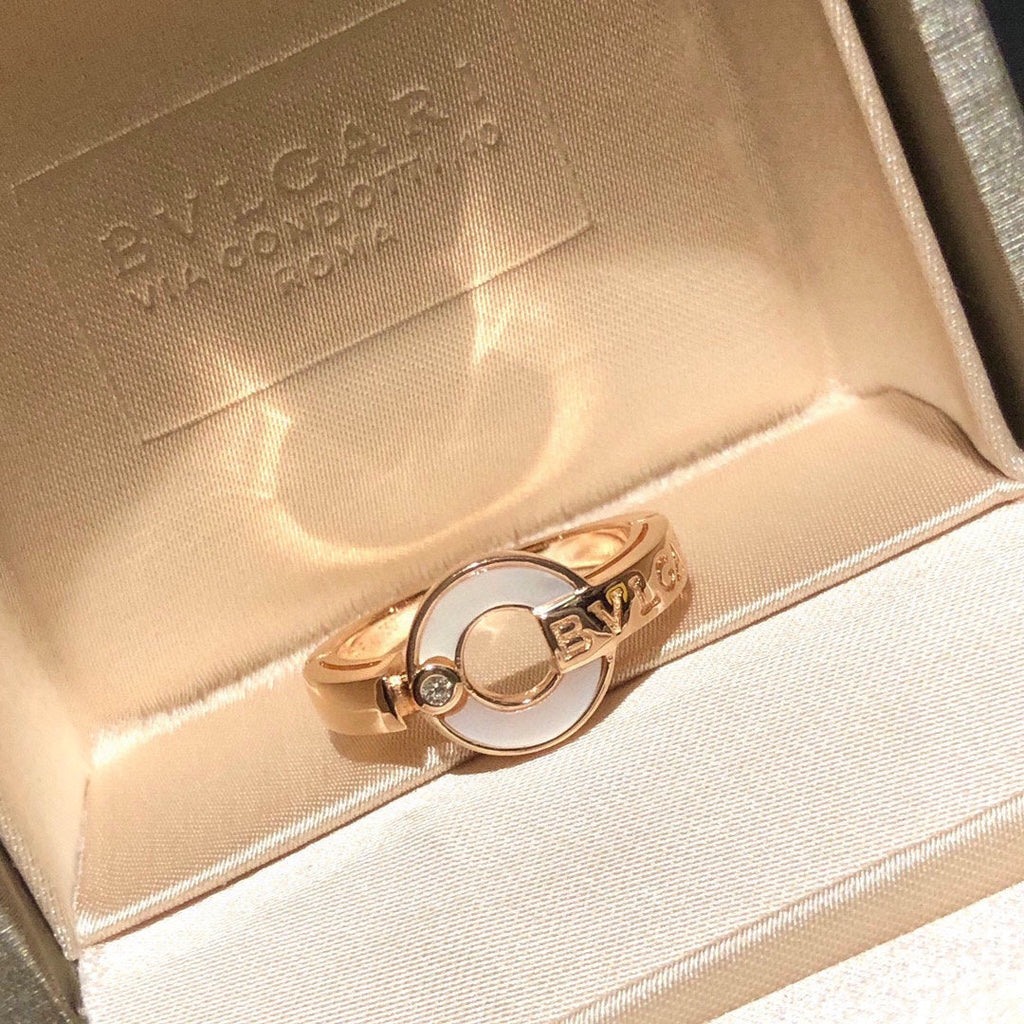 Bvlgari Pearl 18K Gold Ring