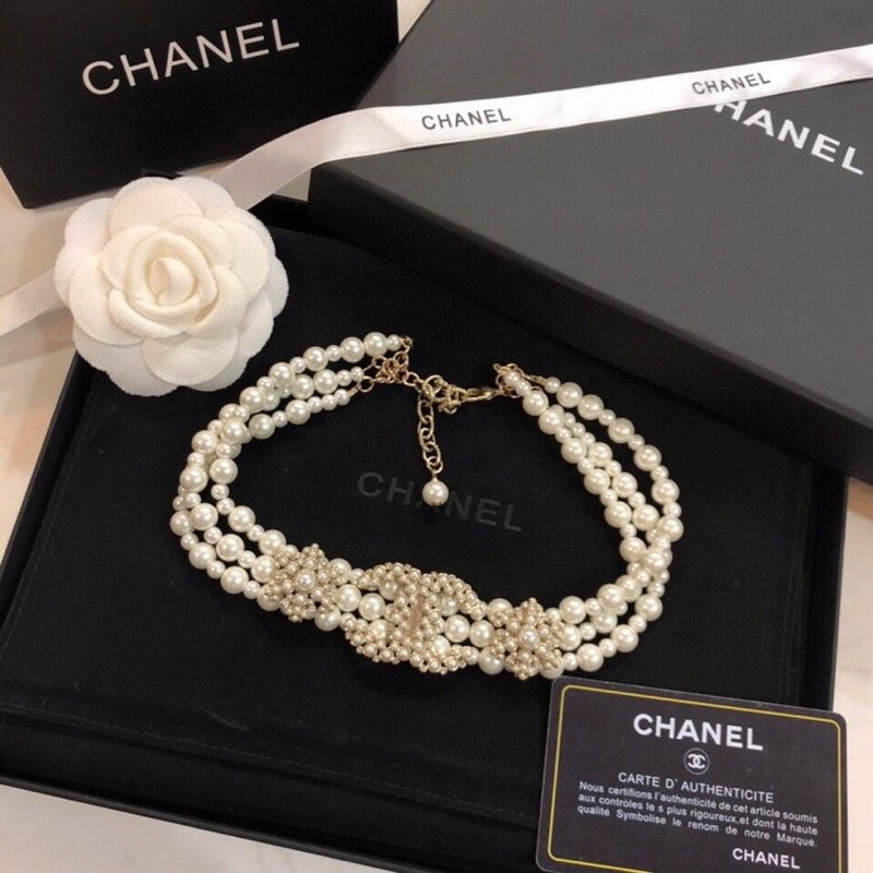 Chanel Pearl Choker 18K Gold Necklace